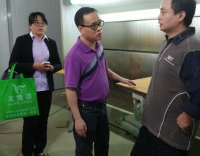 友情漆李总经理走访中山家具厂