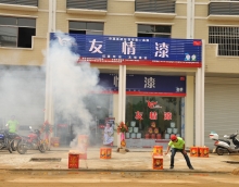我想把低碳、健康、环保的友情漆带给蕲春的每个家庭